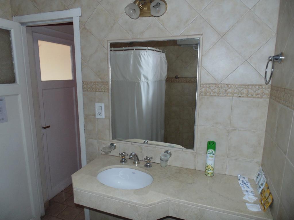 Hostal Pueblo Andino Salta Bilik gambar